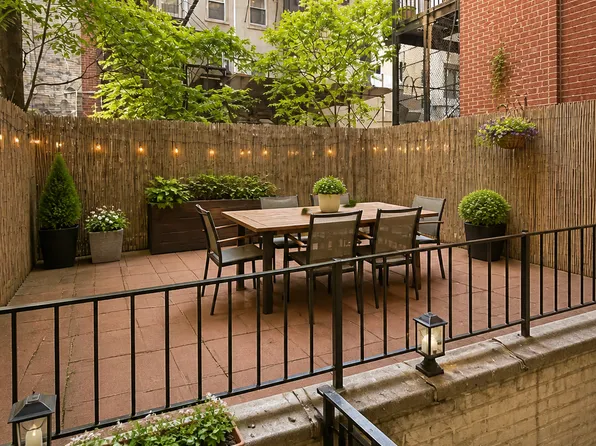116 East 19th Street image 1 of 14