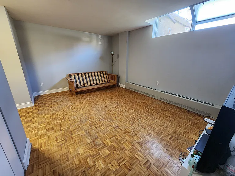 315 Nelson St #206 — Photo 6