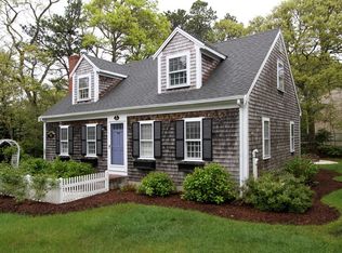 100 Gilbert Ln, Harwich Pt, MA 02646