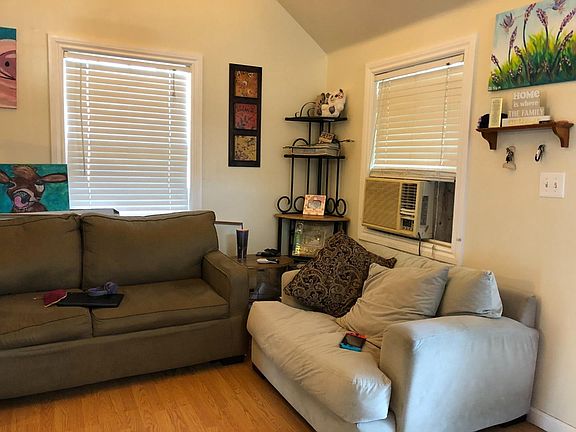 4th image of 701 3rd St
