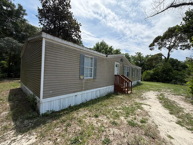2611 Warhorse St — Photo 1