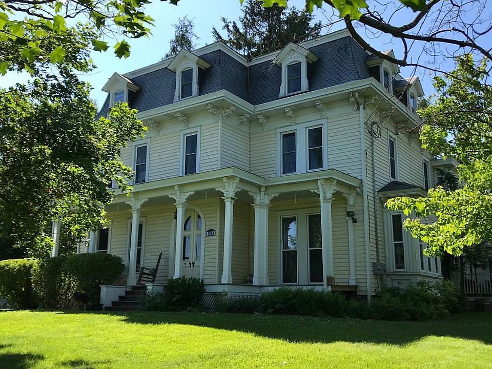 2nd image of 443 S Plank Rd