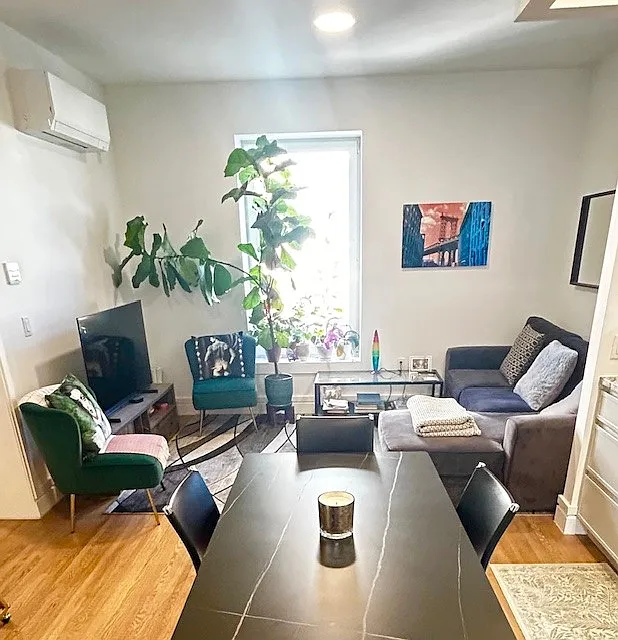 Building Photo - 370 Lenox Ave #607