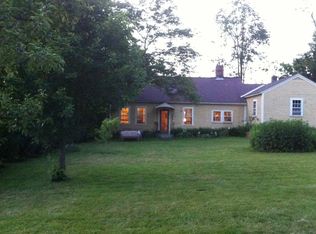 898 Pine Banks Rd, Putney, VT 05346