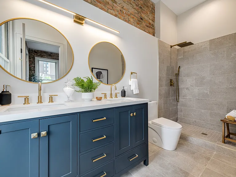 1820 N Wells St #302 — Photo 13