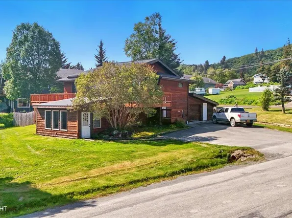 4085 Calhoun St, Homer, AK 99603