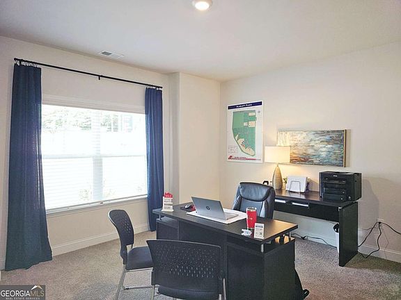 3rd image of 100 Scarlett Place Dr #39