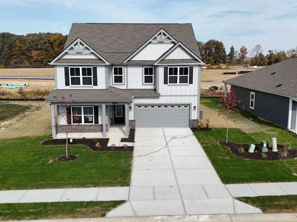 1414 Little Star St, Danville, IN 46122