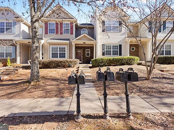 2nd image of 2629 Cedar Dr