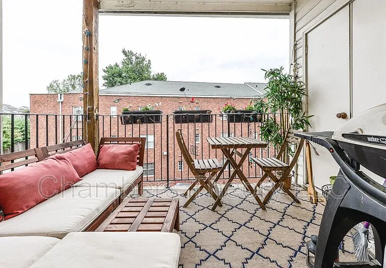 705 Massey Ln #B — Photo 30
