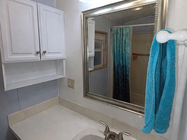 6153 Coach House Cir, Ruskin, FL 33570