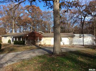 12446 N Ring Ln, Woodlawn, IL 62898