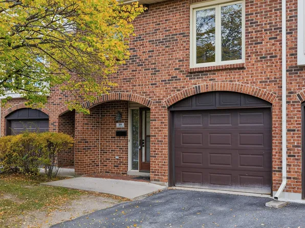 115 Wright Cres #18, Kingston, ON K7L 4T8