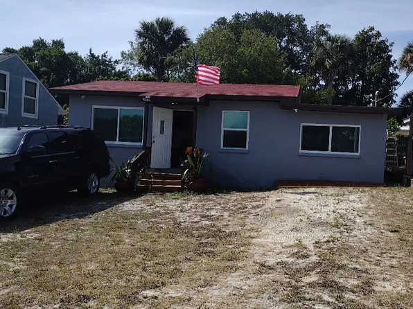 209 Huber Dr, Fort Pierce, FL 34946