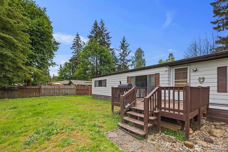 5th image of 2641 Scotlac Drive SW