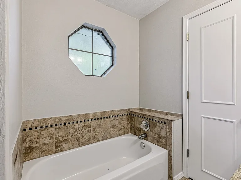 2101 Harbor Dr — Photo 24