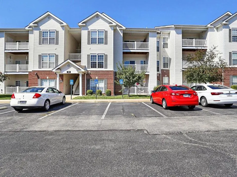 25 Kassebaum Ln #202