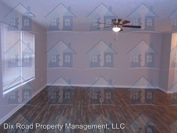4th image of 460 Smalley Blvd