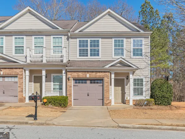 7766 Carnegie Dr, Fairburn, GA 30213