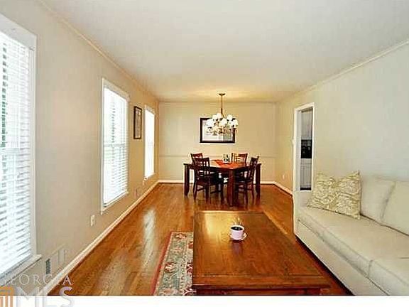 5th image of 744 Monticello Way SE