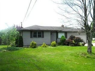 1528 Morris St, Mineral Ridge, OH 44440