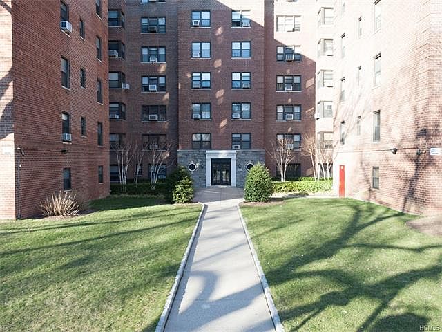 1st image of 465 E Lincoln Ave APT 112