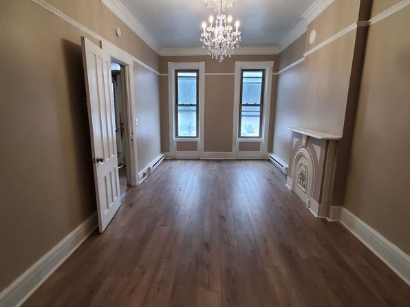127 Dove St APT 1