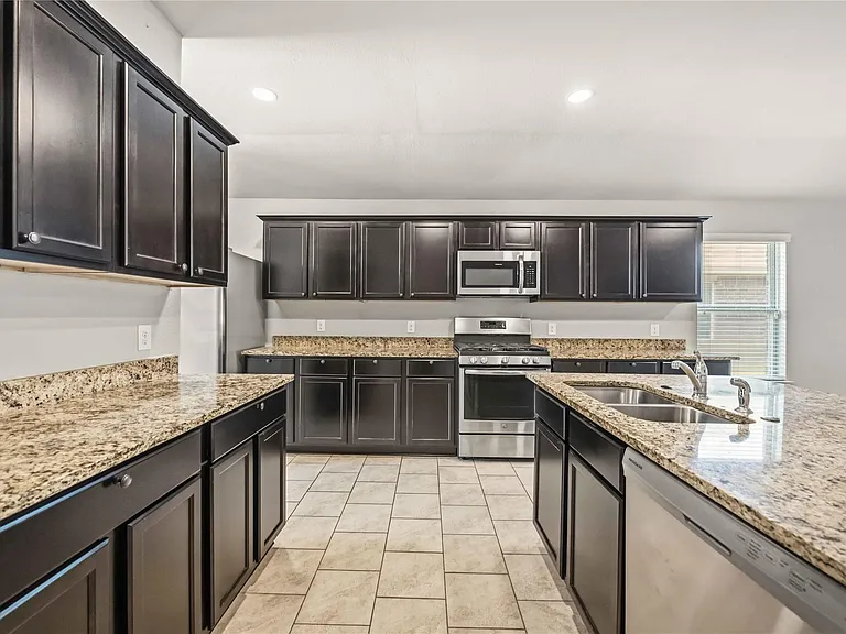23610 Water Hickory Dr — Photo 11