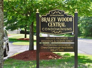 1585 Braley Rd APT 49, New Bedford, MA 02745