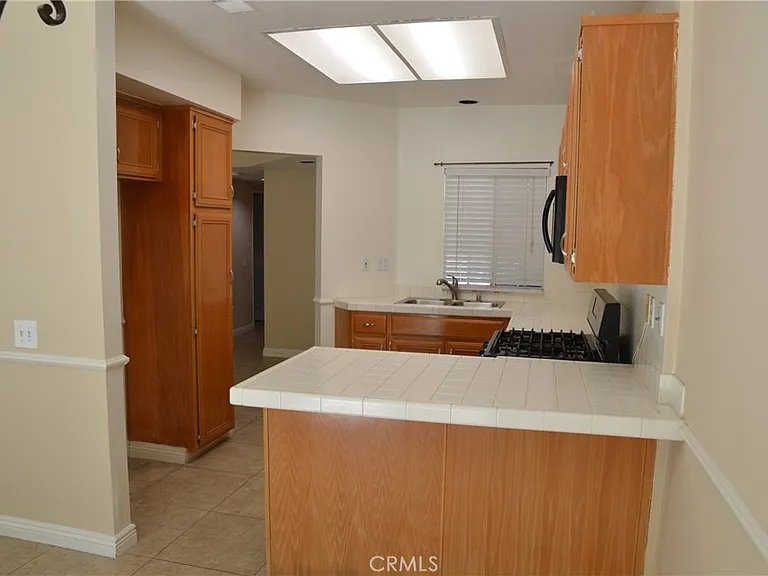 227 Chandon — Photo 7