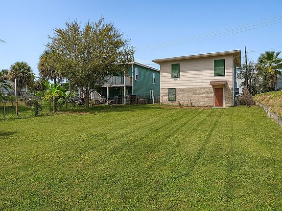 2nd image of 6113 Avenue Q 1/2