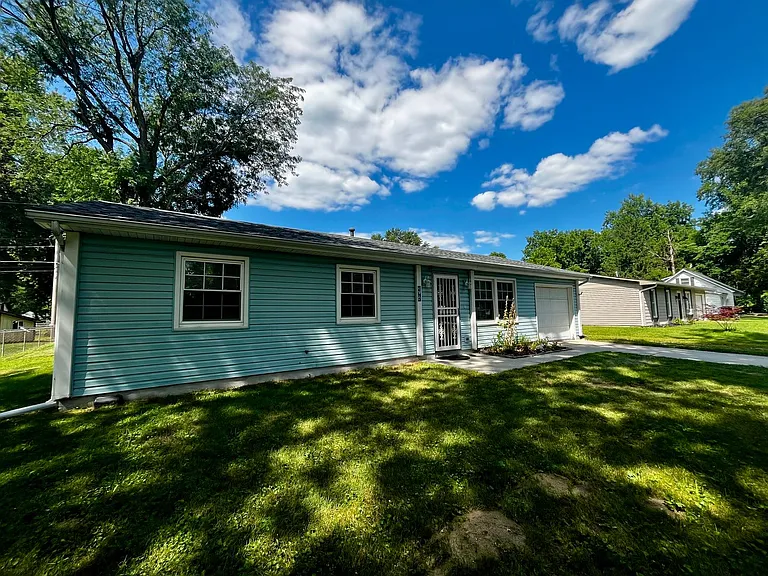 2714 Allegany Ave — Photo 3