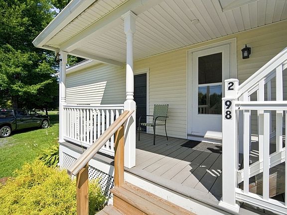 4th image of 98 Stockbridge Rd