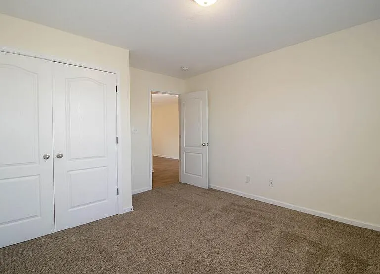 1720C Thistlewood Dr — Photo 10