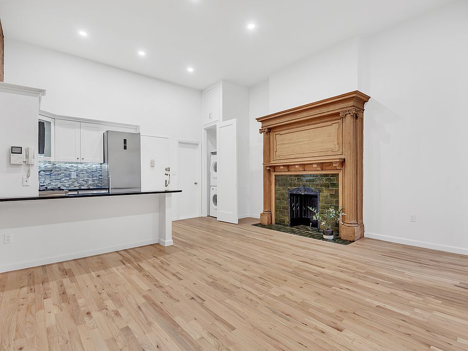 1st image of 316 W 101st St APT 2B