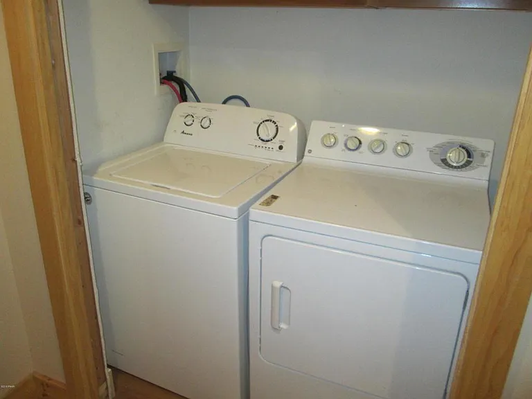 377 Riverside Dr — Photo 3