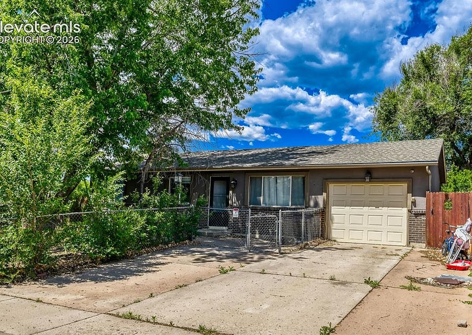 1st image of 2438 Barkman Dr