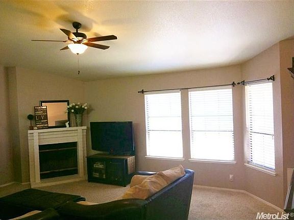 5th image of 1333 Chignahuapan Way