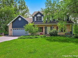 1717 Spruce St, Spring Grove, IL 60081