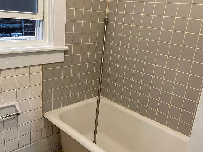 1602 Stevens Ave #1 — Photo 8