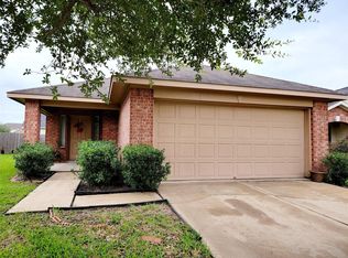 7422 Legacy Pines Dr, Cypress, TX 77433