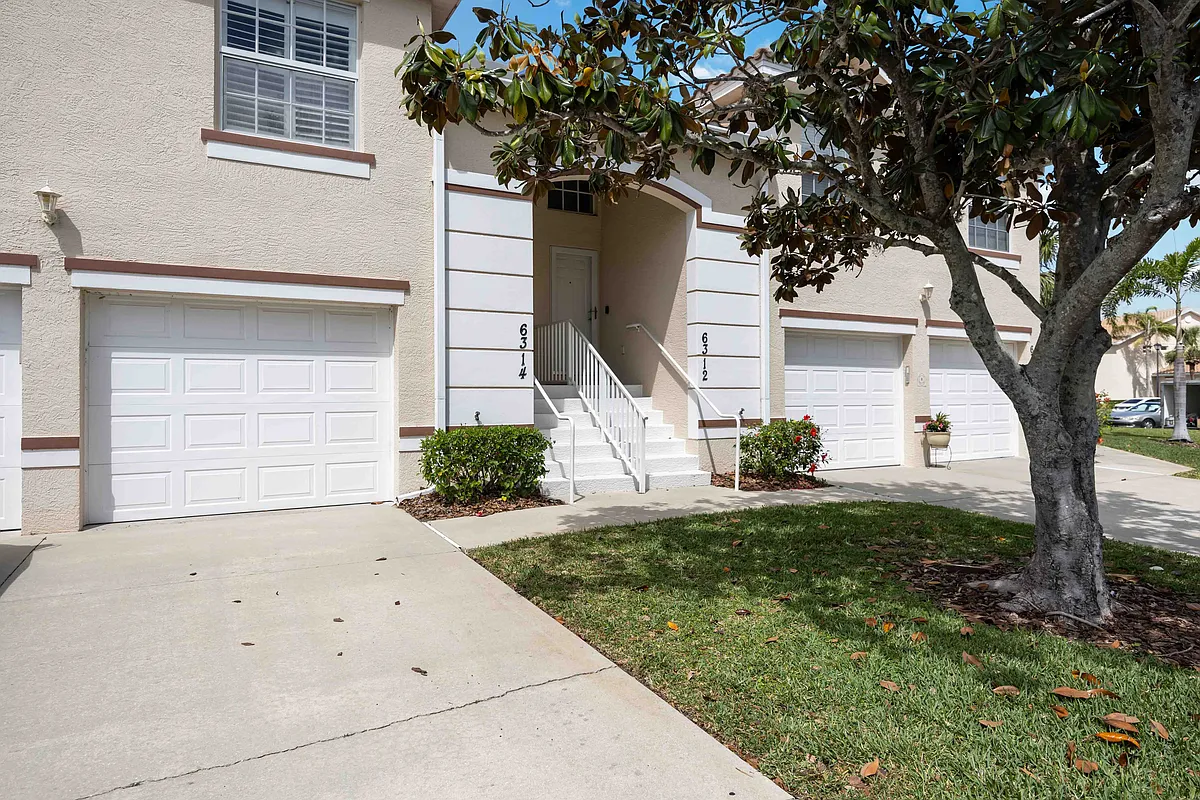 Building Photo - 6314 Bay Cedar Ln