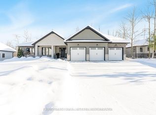 9 Byers St, Springwater, ON L9X 2A3