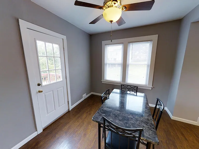 120 Lorraine Ave — Photo 9
