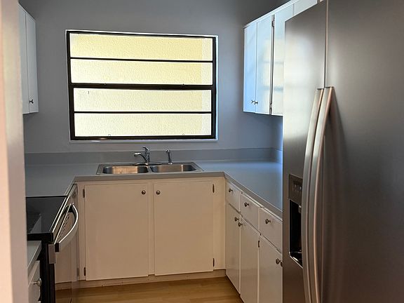 4th image of 3541 E Fort King St APT 246