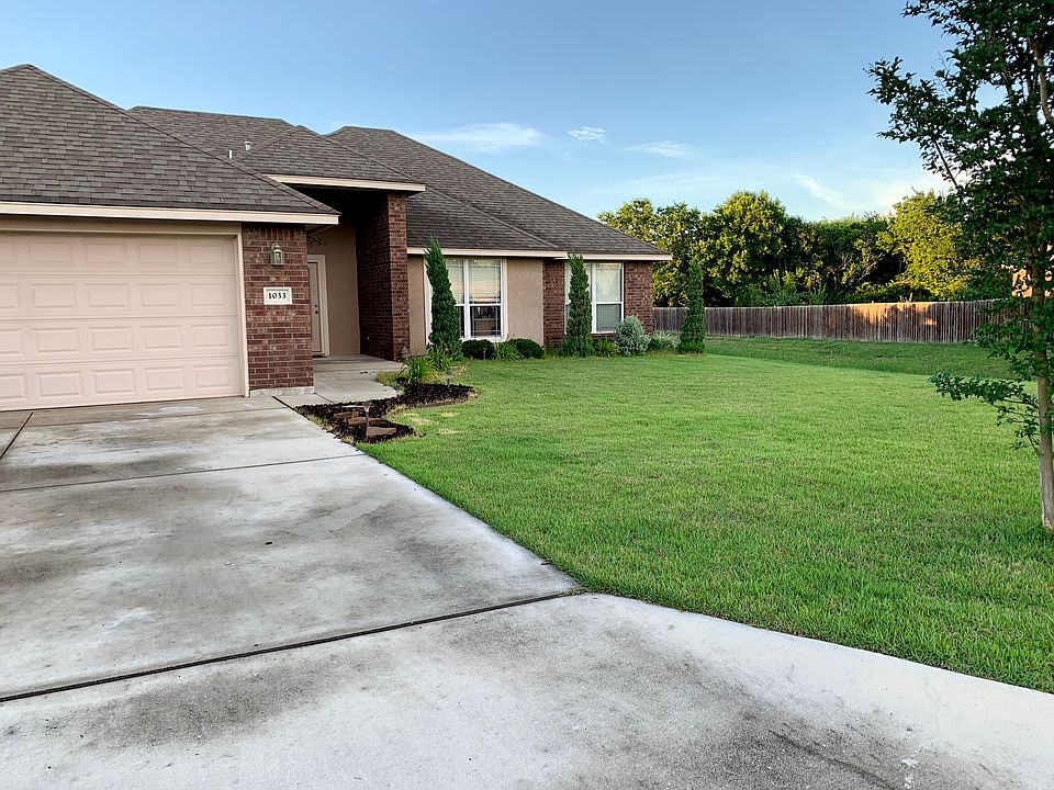 1st image of 1033 Loma Verde Dr