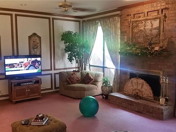 5th image of 4576 Southgate Dr