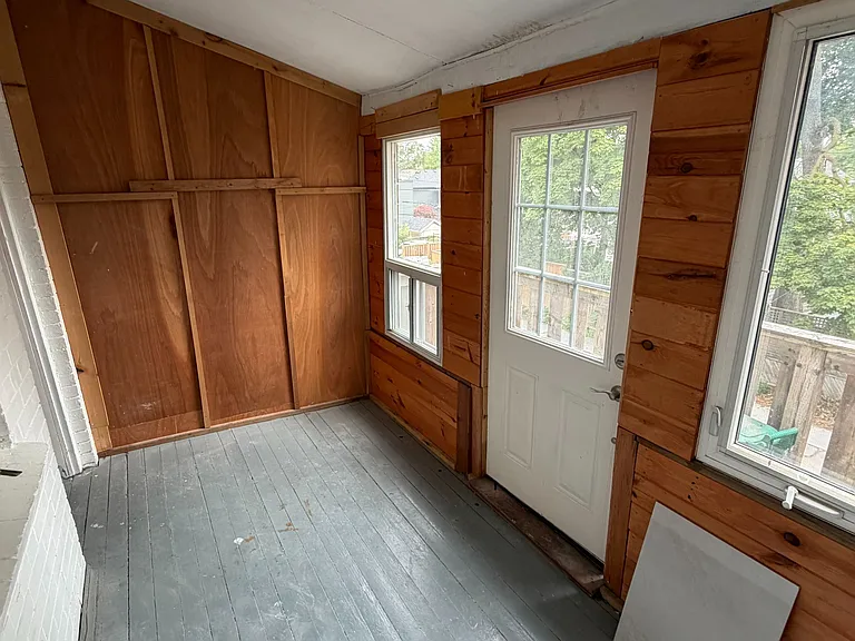 559A Mount Pleasant Rd — Photo 18