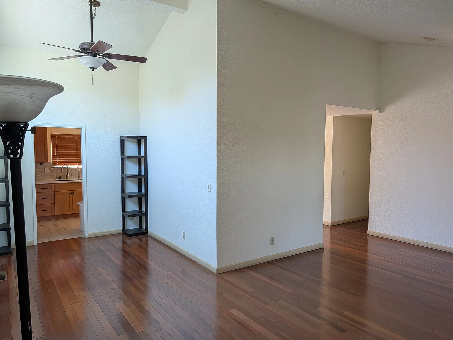 3 bed, 1518 sqft, $4,400 — Photo 4