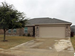 507 Christopher's Cv, Lockhart, TX 78644